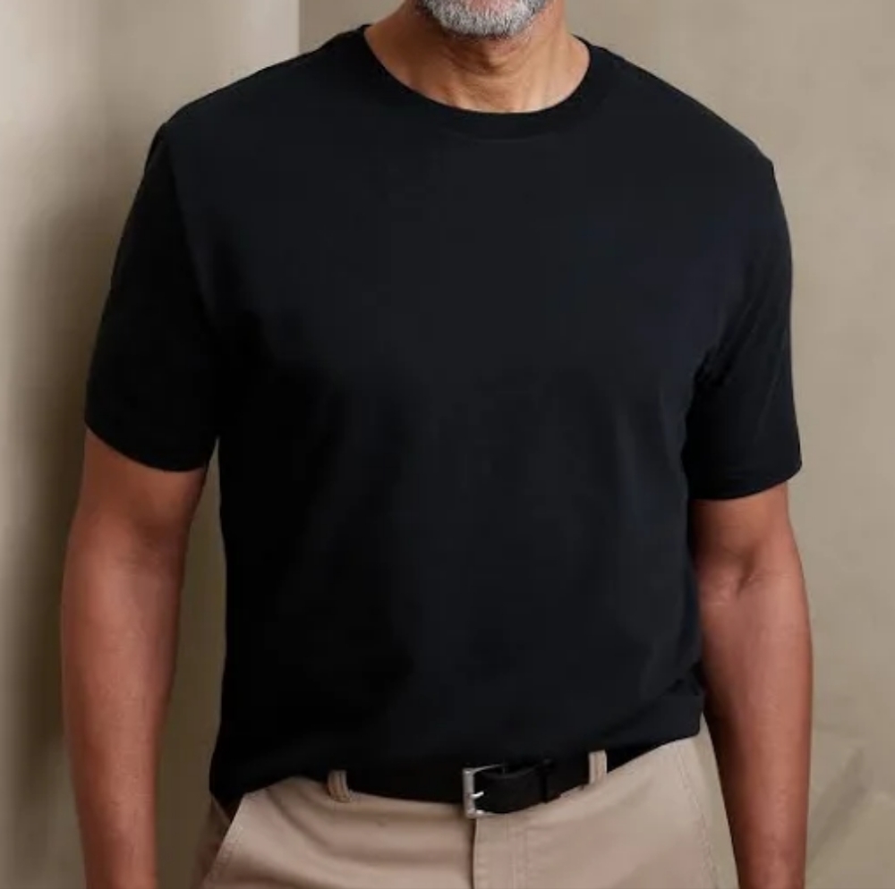 Men's medium black tee
